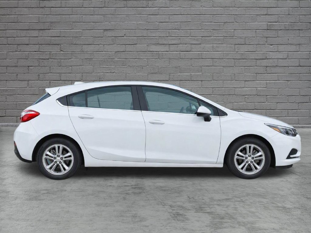 Certified 2018 Chevrolet Cruze LT FWD image 9