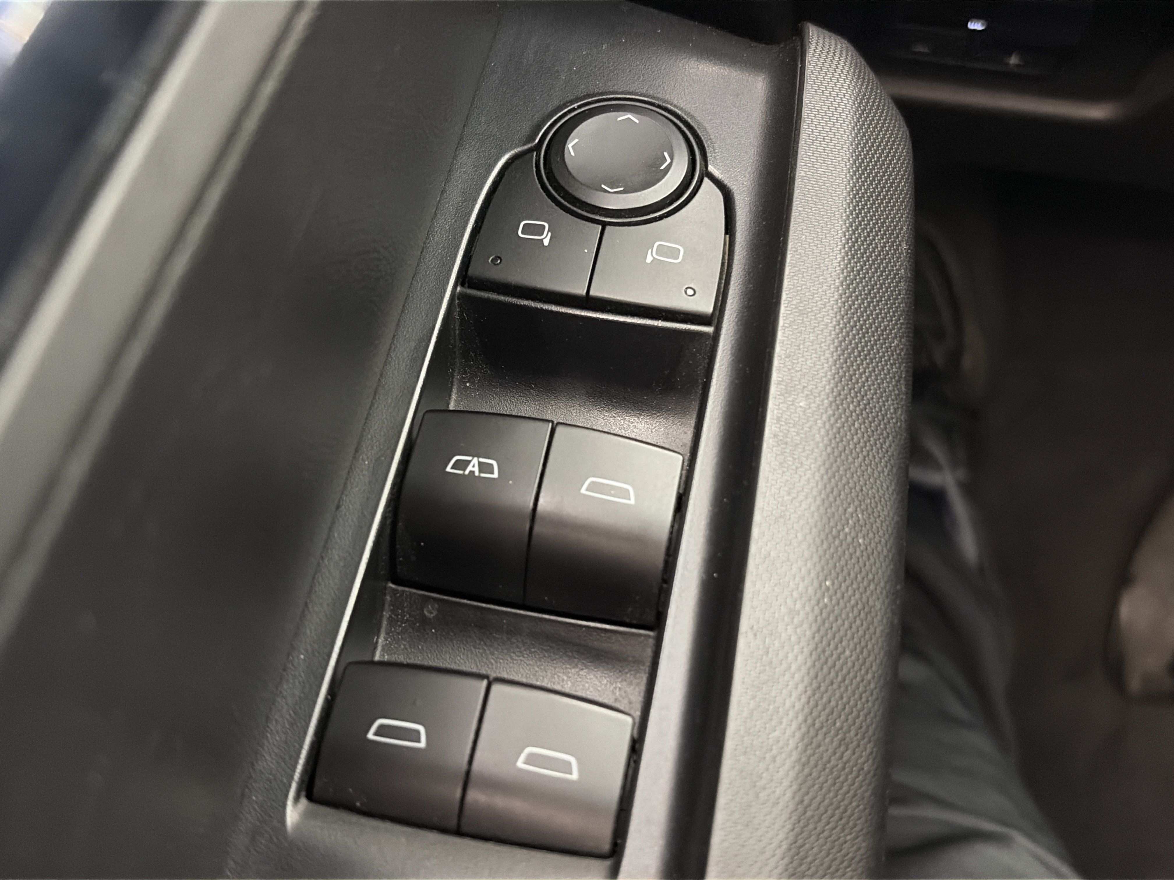 Certified 2023 GMC Canyon Elevation w/ Elevation Premium Package AWD/4WD image 37