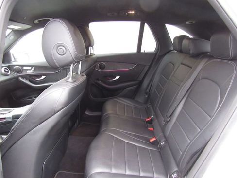 Used 2022 Mercedes-Benz GLC 300 4MATIC image 15