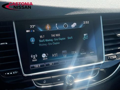 Used 2020 Buick Encore Preferred FWD image 19