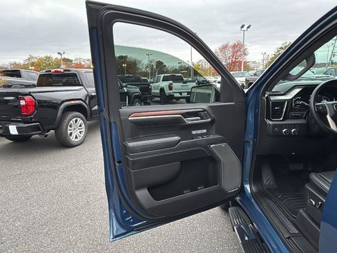 Used 2024 GMC Sierra 1500 Denali w/ Technology Package image 13