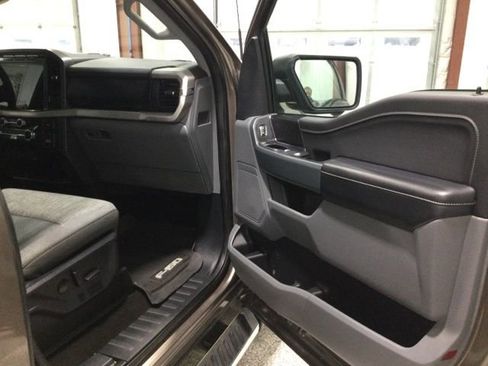 Used 2022 Ford F150 XLT w/ Equipment Group 302A High image 17