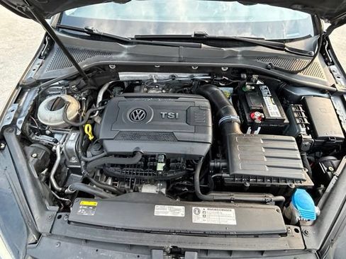 Used 2015 Volkswagen Golf S FWD image 30