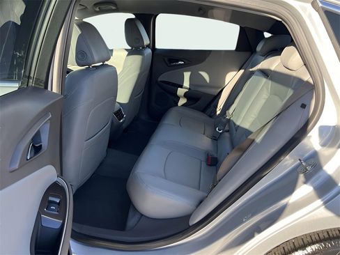 Used 2020 Chevrolet Malibu LT image 10
