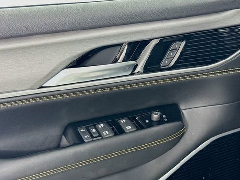 New 2026 Jeep Grand Wagoneer 4WD image 18
