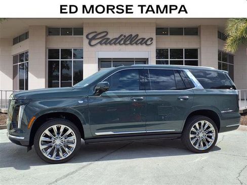 New 2026 Cadillac Escalade Luxury w/ LPO, Radiant Package image 2