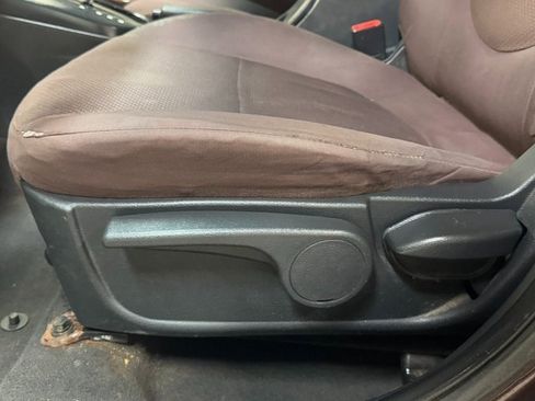 Used 2010 Kia Forte EX image 15