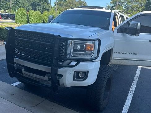 Used 2015 GMC Sierra 2500 Denali w/ Duramax Plus Package AWD/4WD image 1