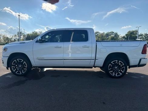 Used 2025 RAM 1500 Limited AWD/4WD image 18