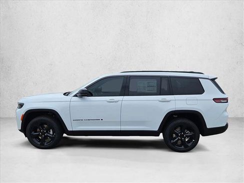 New 2026 Jeep Grand Cherokee L Limited AWD/4WD image 10