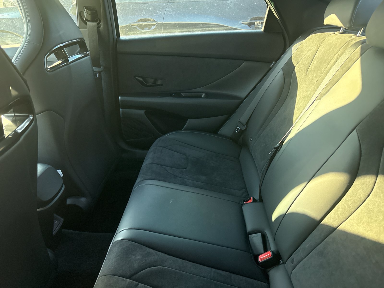 Used 2025 Hyundai Elantra N w/ Cargo Package FWD image 12