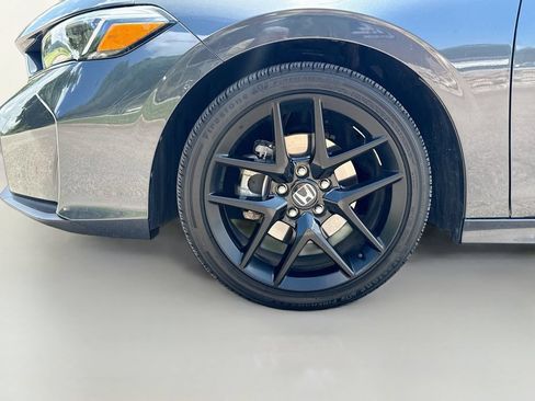 Used 2025 Honda Civic Sport image 33