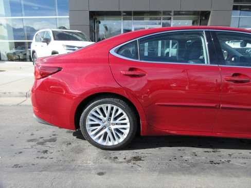 Used 2016 Lexus ES 350 image 10