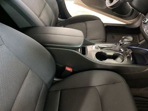 Used 2022 Chevrolet Malibu LT w/ Sport Edition FWD image 45