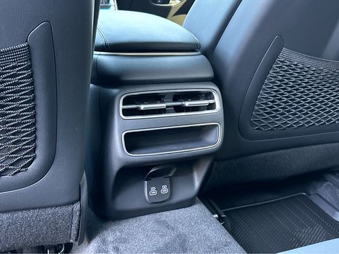 New 2026 Genesis GV70 2.5T image 29