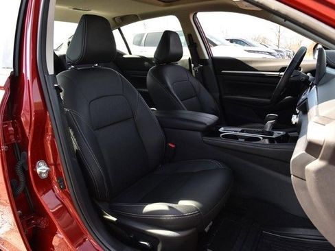 Certified 2025 Nissan Altima 2.5 SL image 23