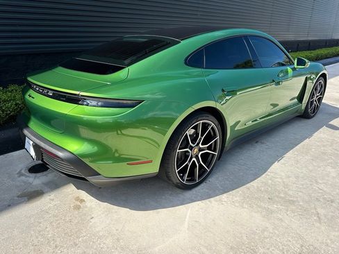 Certified 2022 Porsche Taycan RWD image 10