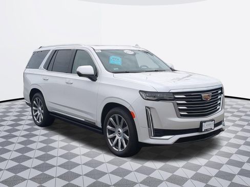 Certified 2024 Cadillac Escalade Premium Luxury Platinum AWD/4WD image 2