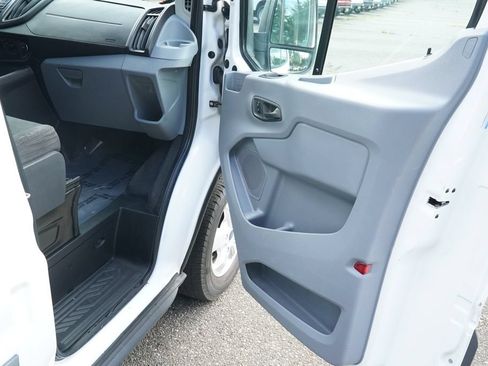 Used 2017 Ford Transit 350 XLT RWD image 28