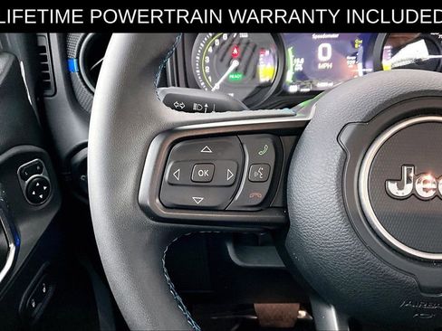 Used 2025 Jeep Wrangler Unlimited Rubicon 4xe AWD/4WD image 25