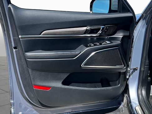 Used 2020 Kia Telluride SX w/ SX Prestige Package AWD/4WD image 24