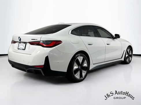 Used 2023 BMW i4 eDrive35 w/ Premium Package RWD image 7