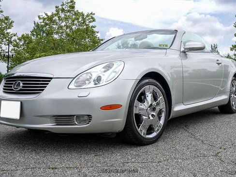 Used 2005 Lexus SC 430 Convertible RWD image 14