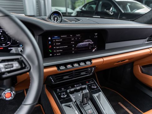 Certified 2026 Porsche 911 Carrera 4 GTS image 33