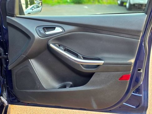 Used 2016 Ford Focus ST FWD image 34