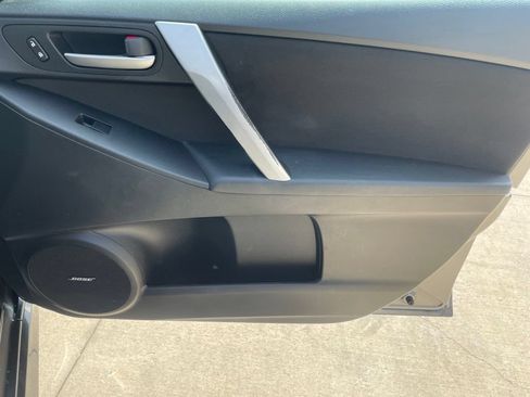 Used 2012 MAZDA MAZDA3 s Touring FWD image 20