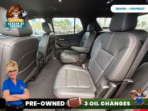Used 2022 Chevrolet Traverse RS FWD image 14