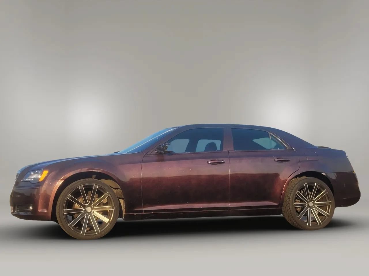 Used 2013 Chrysler 300 S RWD image 10