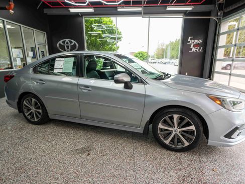 Used 2018 Subaru Legacy 2.5i Limited w/ Popular Package #2A AWD/4WD image 5