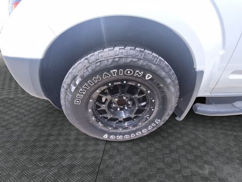 Used 2019 Nissan Frontier S RWD image 13