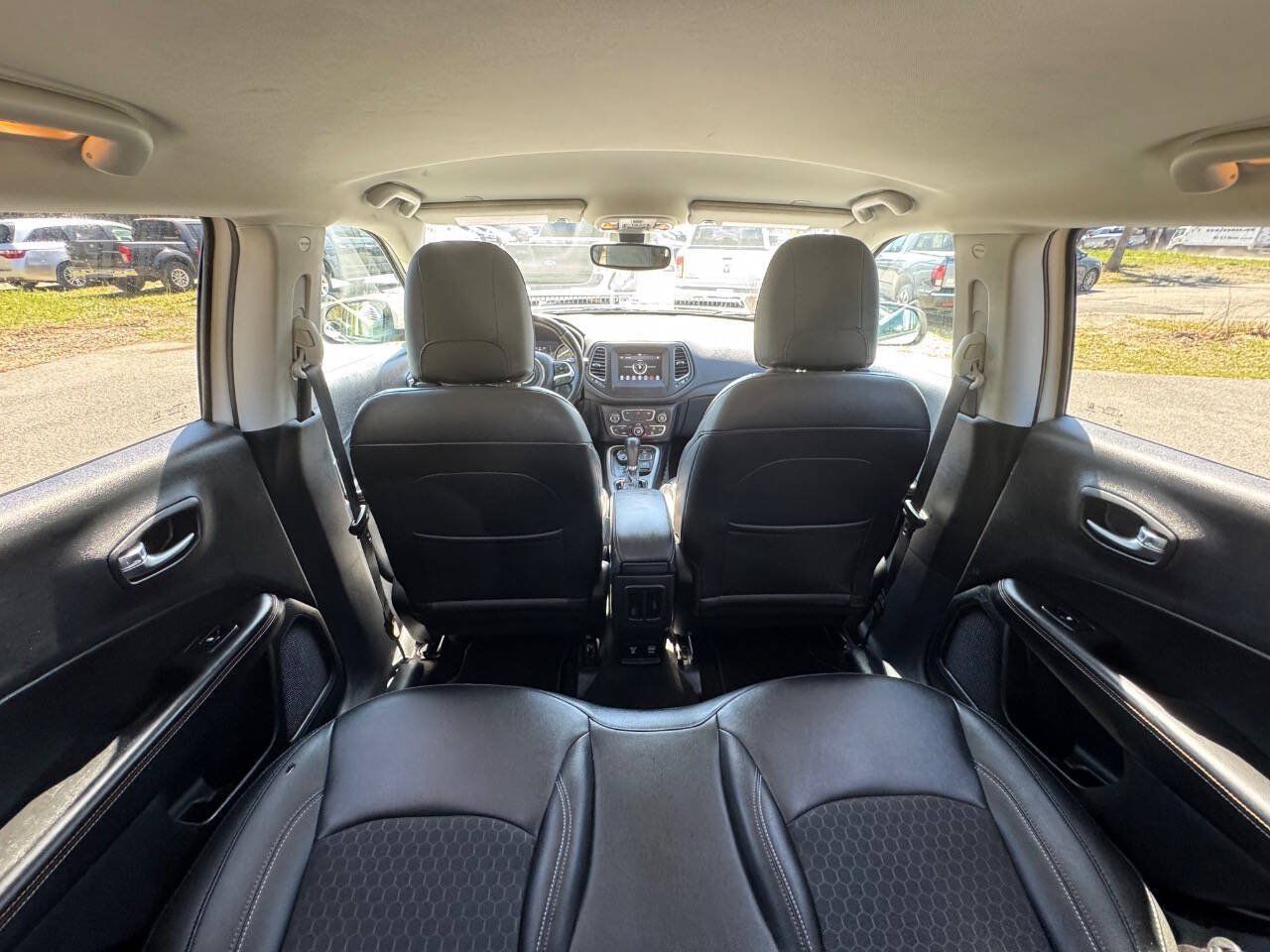 Used 2019 Jeep Compass Latitude AWD/4WD image 45