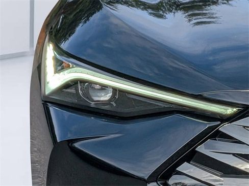 Certified 2025 Acura ADX A-Spec image 9