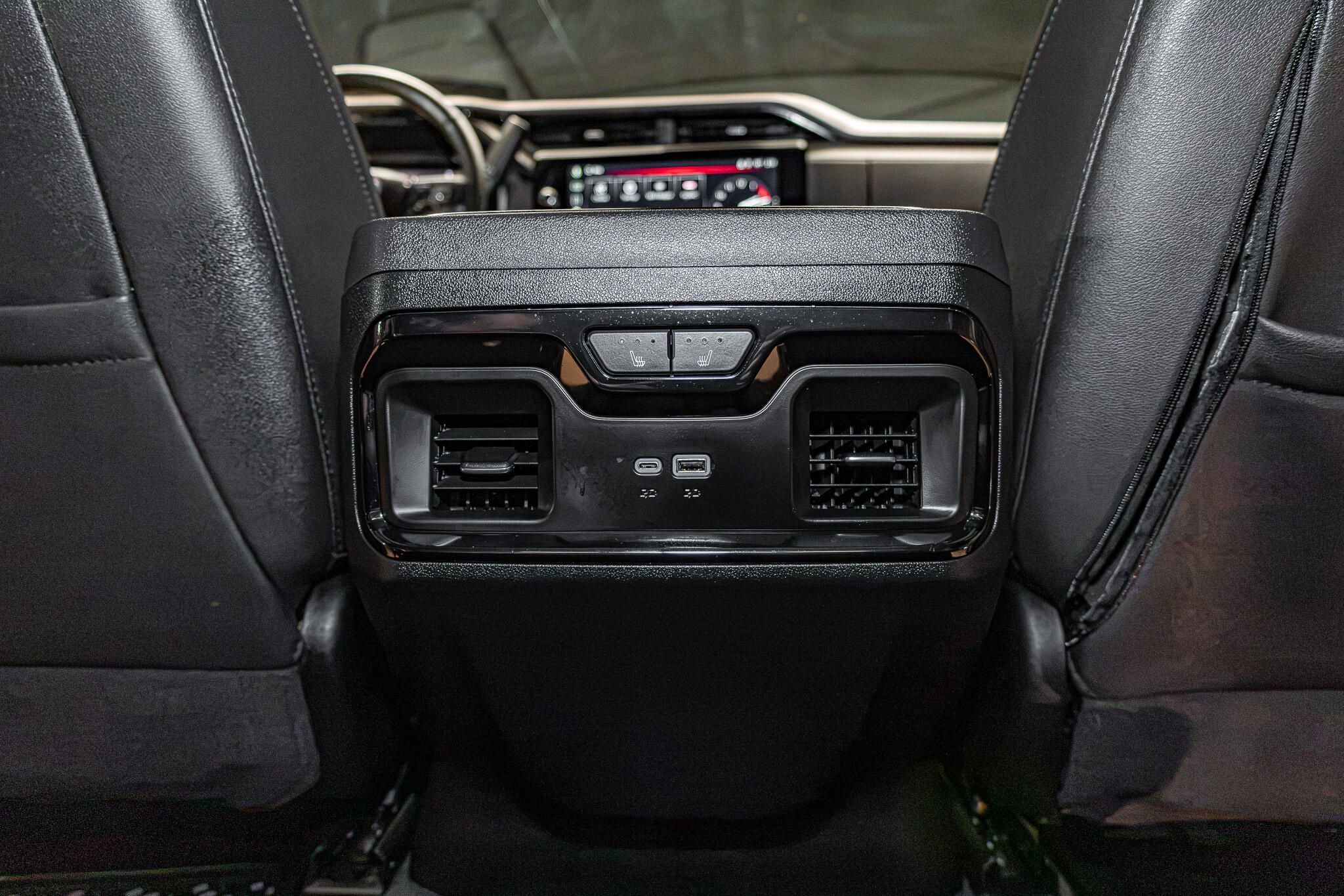 Used 2026 GMC Sierra 3500 AT4 w/ AT4 Premium Plus Package AWD/4WD image 37