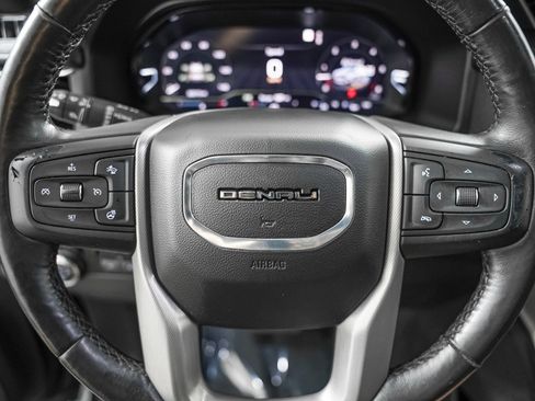 Used 2022 GMC Yukon XL Denali w/ Denali Ultimate Package AWD/4WD image 13