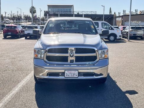 Used 2022 RAM 1500 Classic SLT image 6