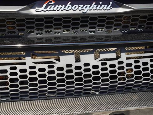 Used 2022 Lamborghini Huracan STO image 45