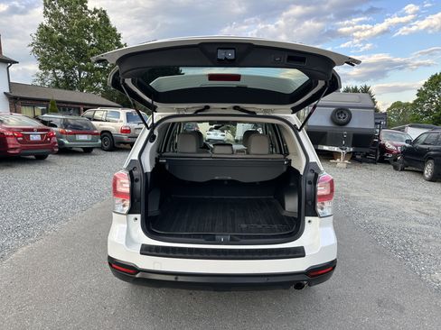 Used 2018 Subaru Forester 2.5i Limited AWD/4WD image 13