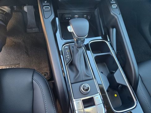 New 2025 Kia Telluride S image 11