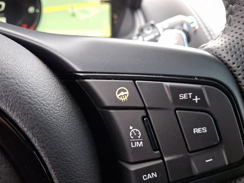 New 2024 Jaguar F-TYPE R image 19