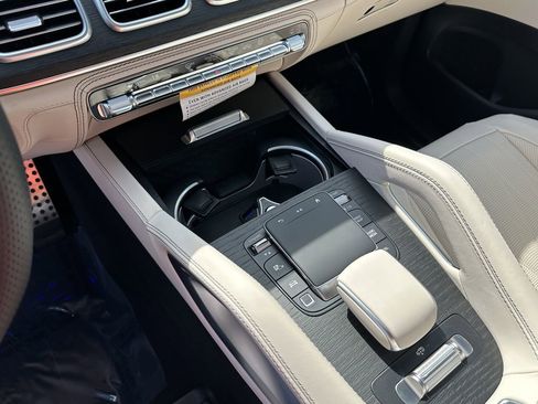 New 2026 Mercedes-Benz GLE 53 AMG 4MATIC image 32