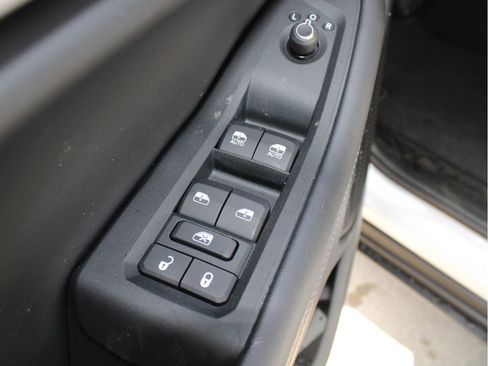 New 2025 Jeep Grand Cherokee Limited w/ Black Appearance Package image 10