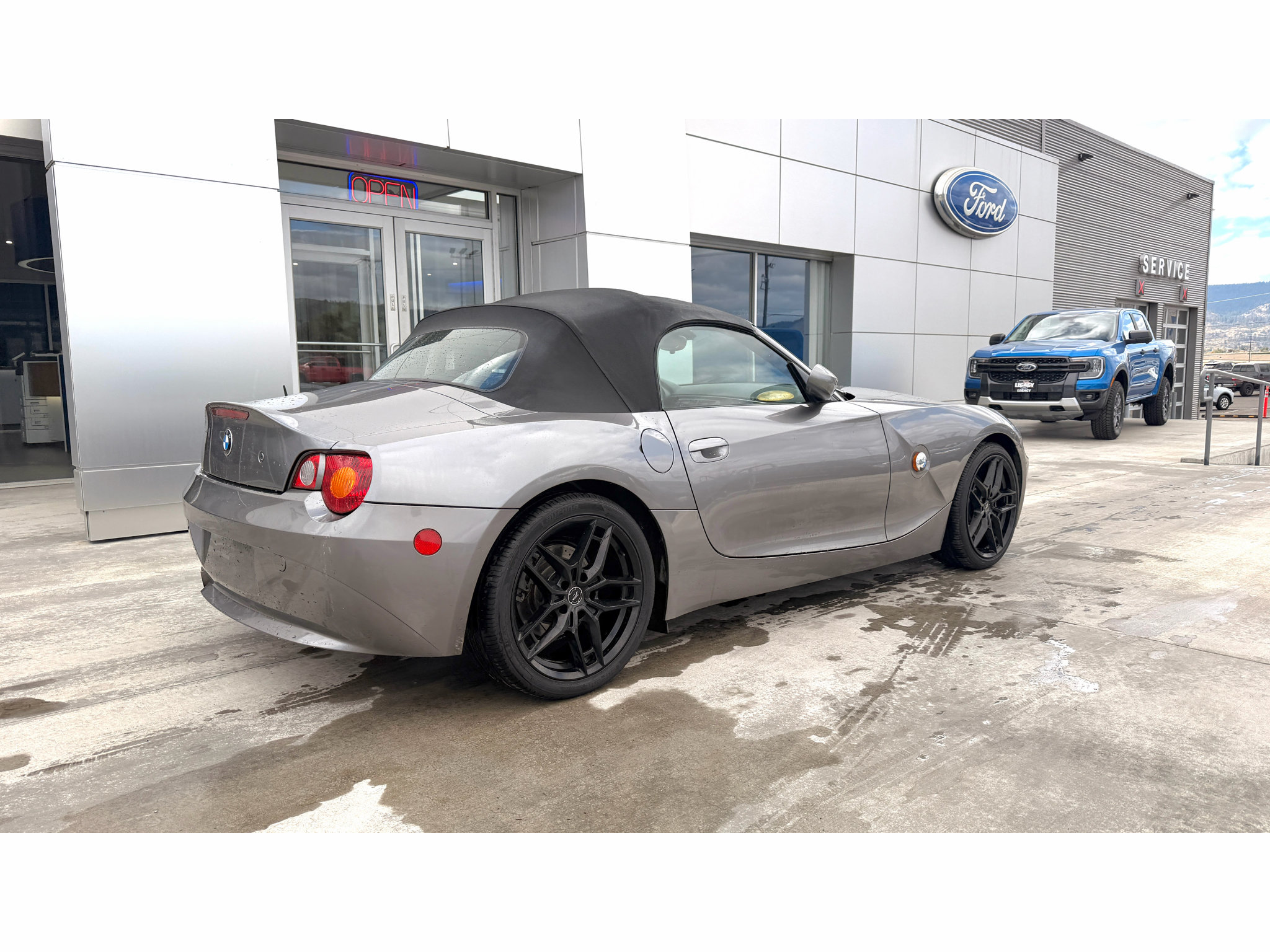 Used 2003 BMW Z4 3.0i RWD image 7