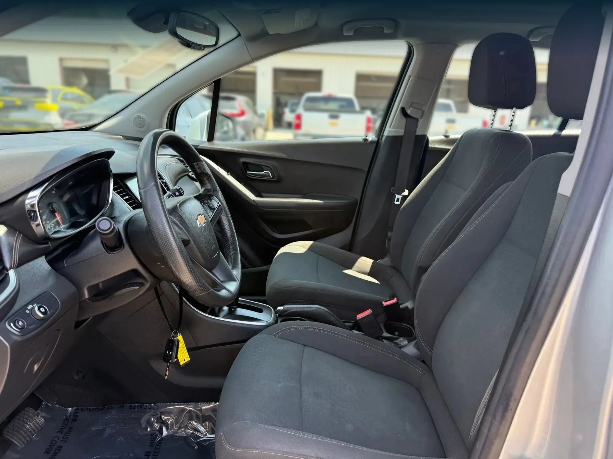 Used 2017 Chevrolet Trax LS AWD/4WD image 2