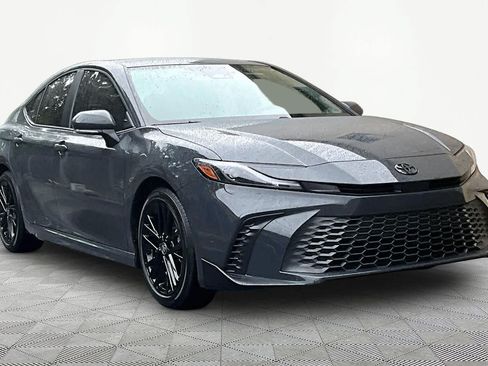 Certified 2026 Toyota Camry SE FWD image 3