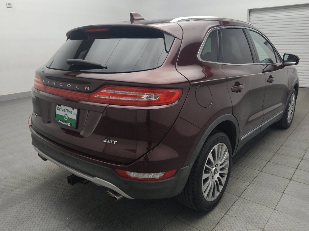 Used 2017 Lincoln MKC Reserve FWD image 9