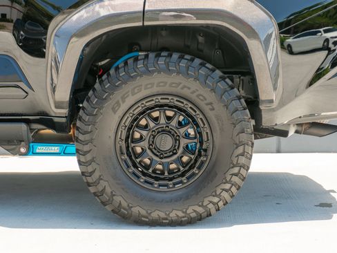 Used 2026 Toyota 4Runner Limited AWD/4WD image 23